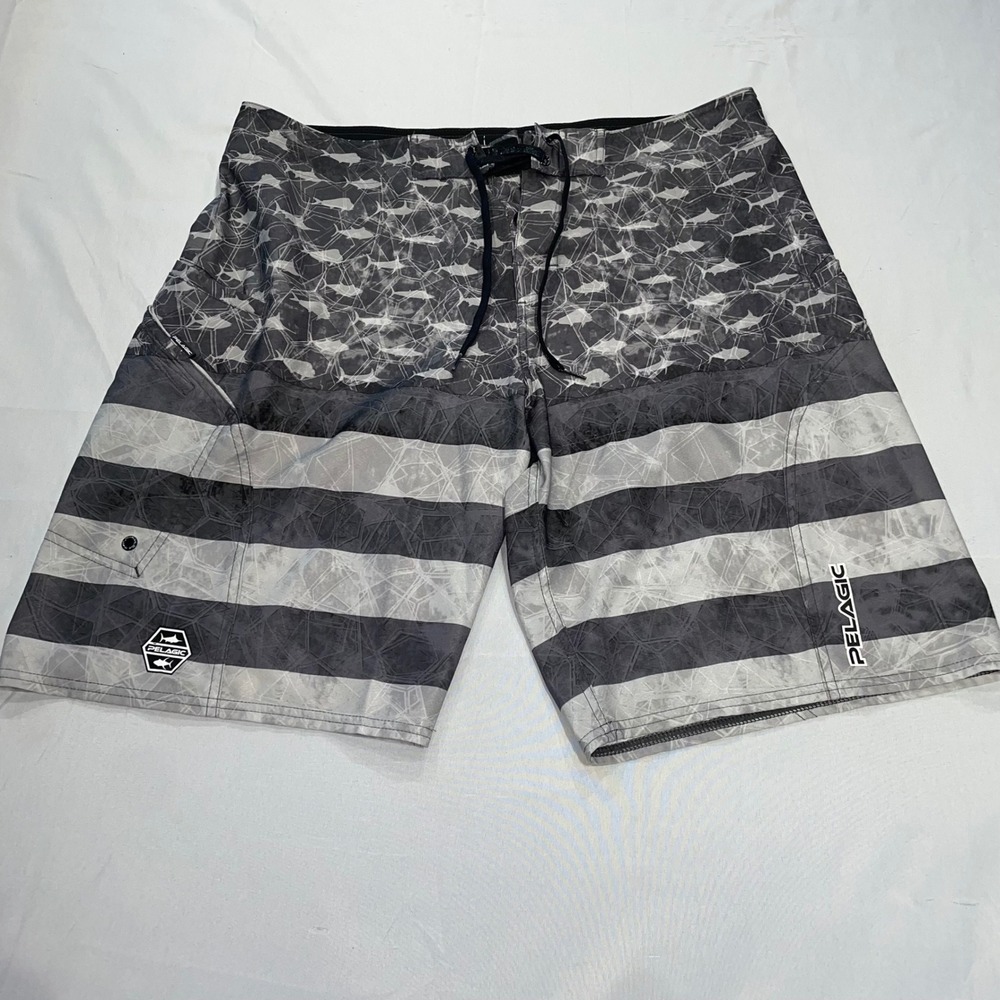 Pelagic Sharkskin Boardshorts Mens 36 Grey Geometric Fish Print Fishing Shorts